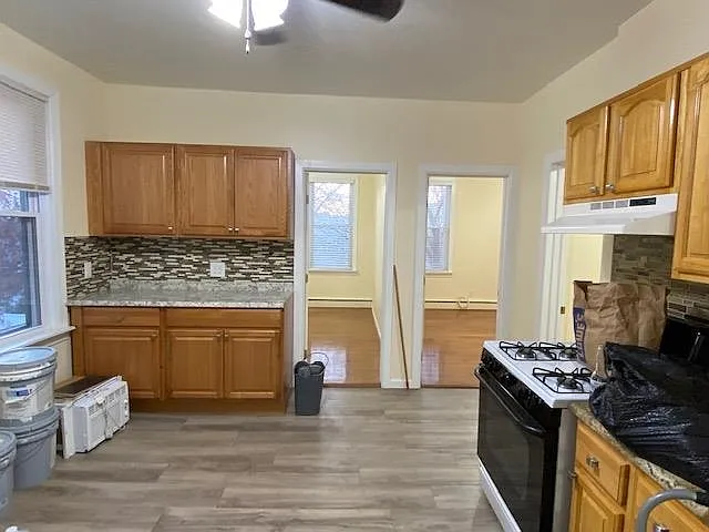 233 Avenue E #2 — Photo 6