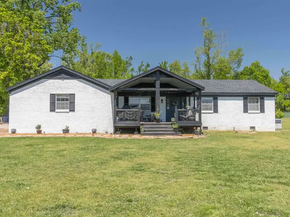 268 Taylor Rd, Michie, TN 38357