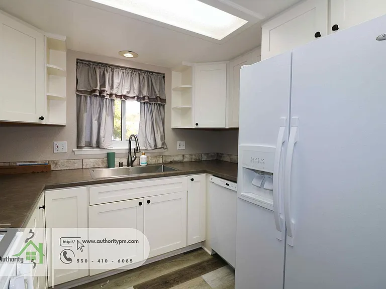 2202 Canal Dr — Photo 20