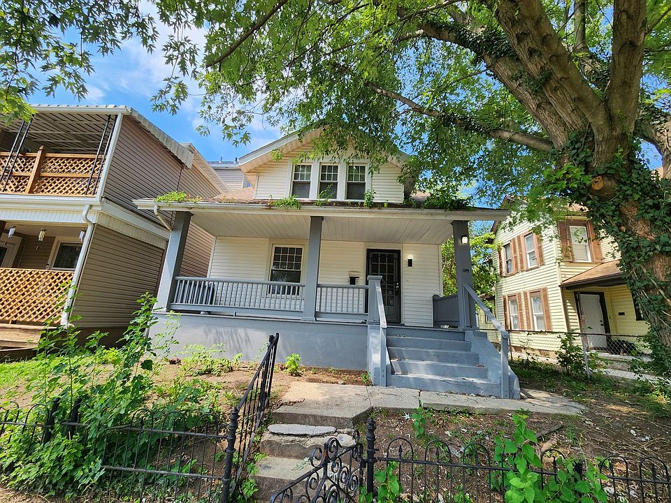 1st image of 109 S Irwin St