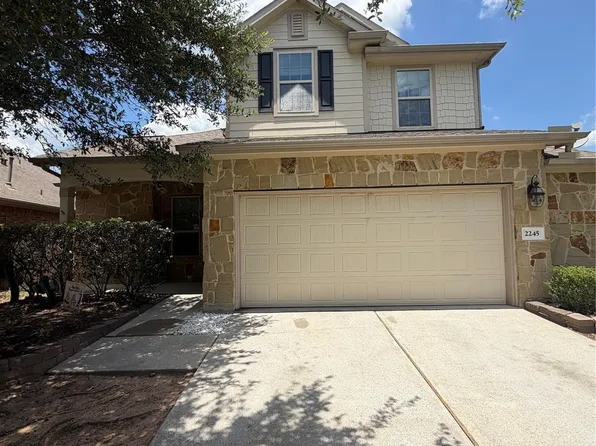 2245 Maple Point Dr N, Conroe, TX 77301
