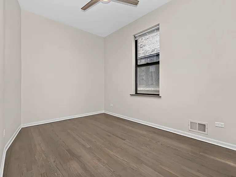 1739 W Beach Ave #2 — Photo 11