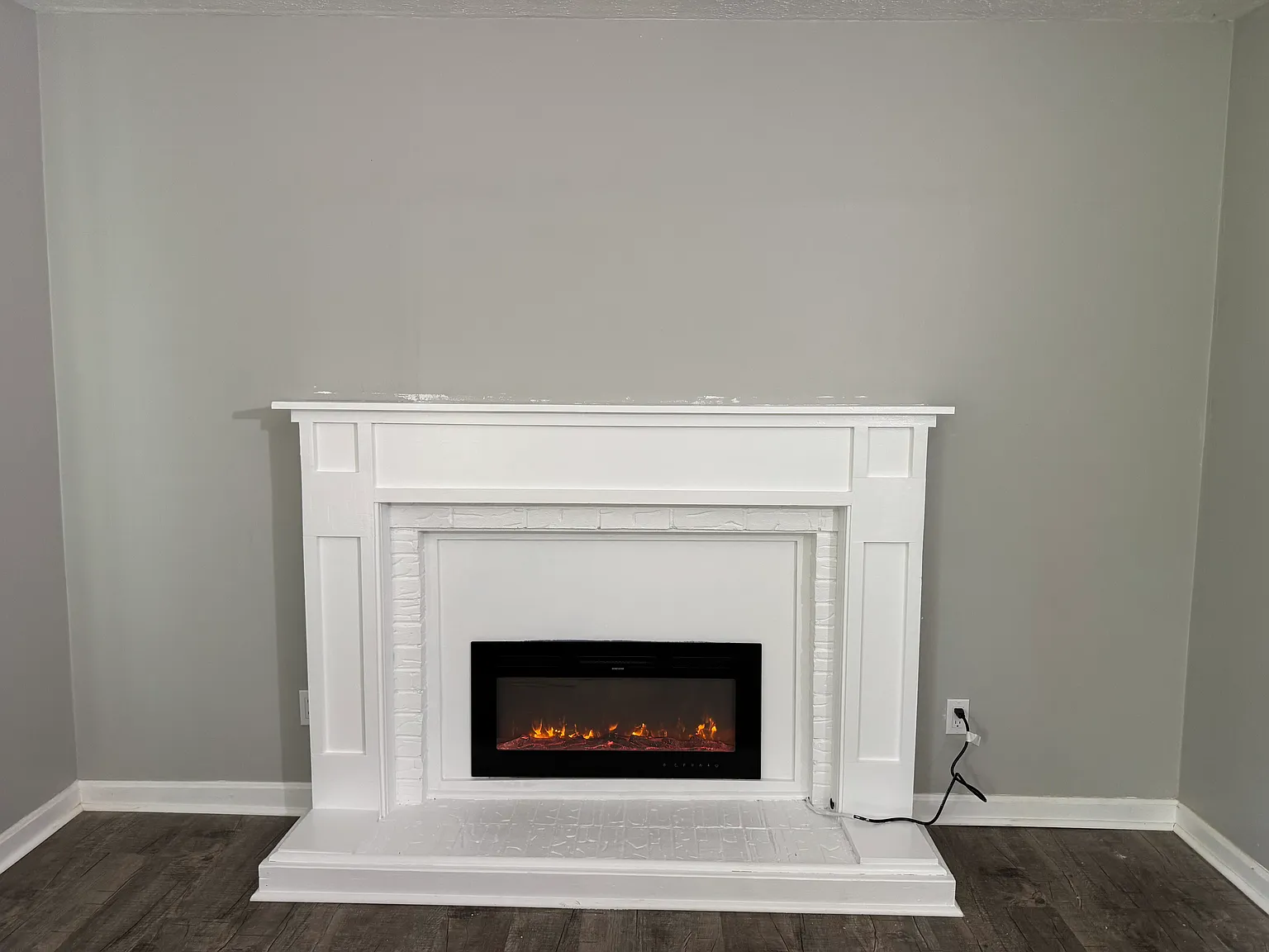 8885 Crawford Ct NE — Photo 3