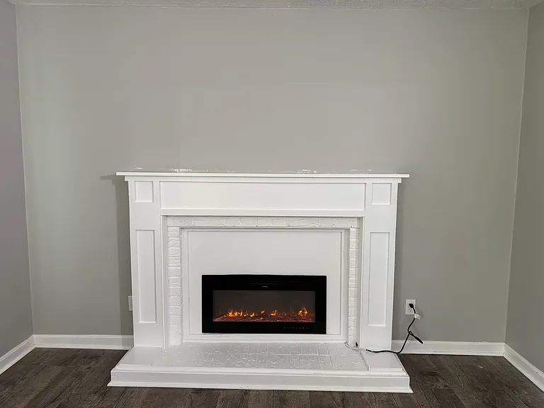 8885 Crawford Ct NE — Photo 3