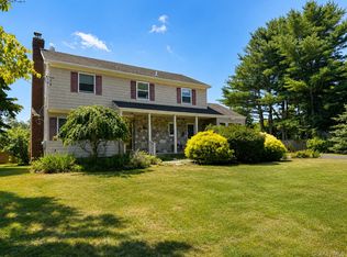 6 Roberts Lane, East Moriches, NY 11940