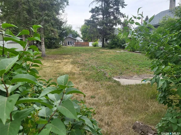 358 6th Avenue W, Melville, SK S0A 2P0