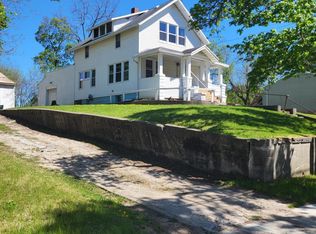 929 Dakin St, Lansing, MI