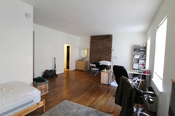 Rented by Town Residential | media 15