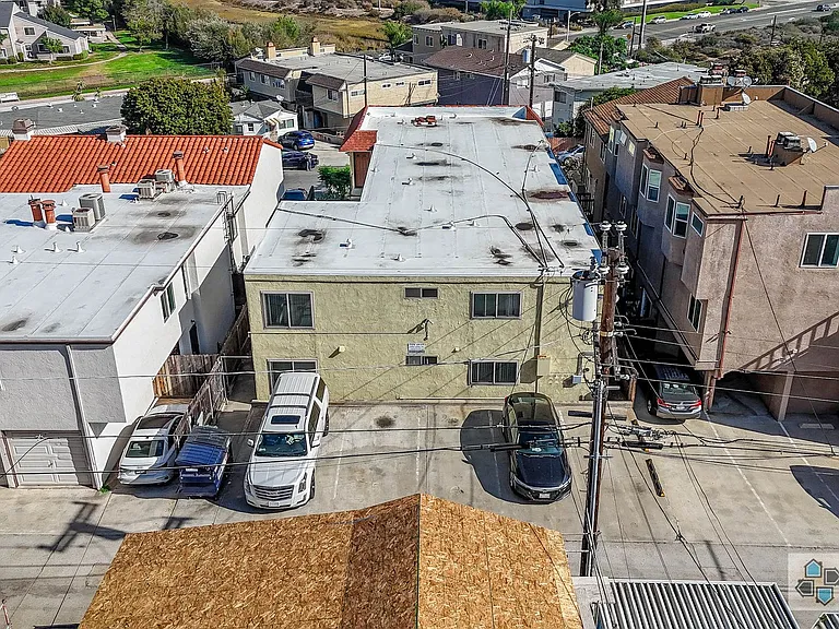 4345 Rialto St — Photo 21