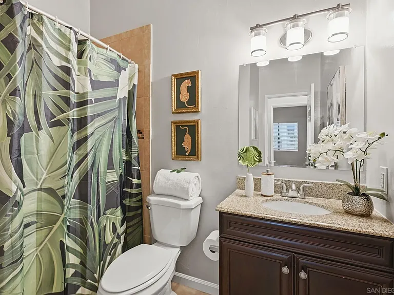 8320 Regents Rd #1-I — Photo 18