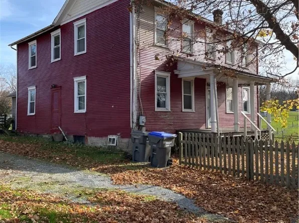 1007 Saxonburg Rd, Saxonburg, PA 16056