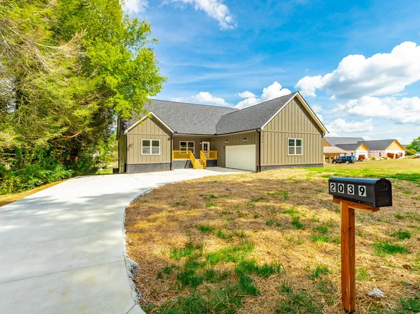 2039 Linwood Cir, Soddy Daisy, TN 37379
