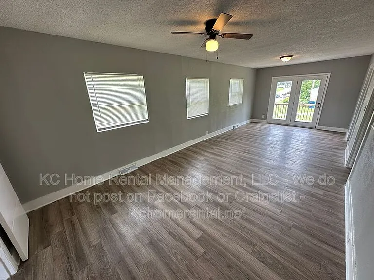 7113 N Highland Ave — Photo 6