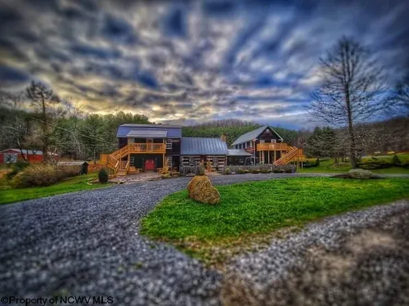 236 Haynes Dr, Buckhannon, WV 26201