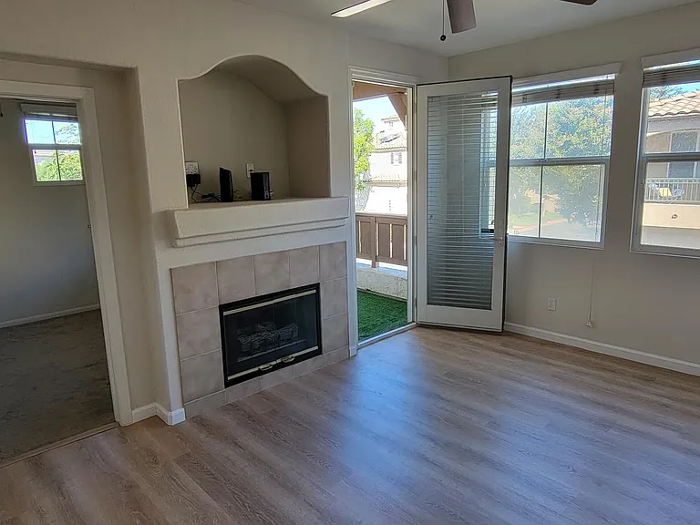 895 Custer Ave — Photo 15
