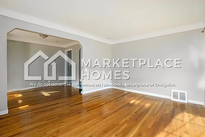 3 bed, 1.0 bath, 888 sqft, $1,395 — Photo 4