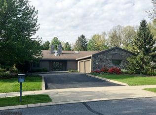 121 Oak Pointe Cir, State College, PA 16801