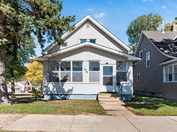 979 Saint Anthony Ave, Saint Paul, MN 55104