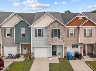 305 Cedar Island Trl, Holly Ridge, NC 28445