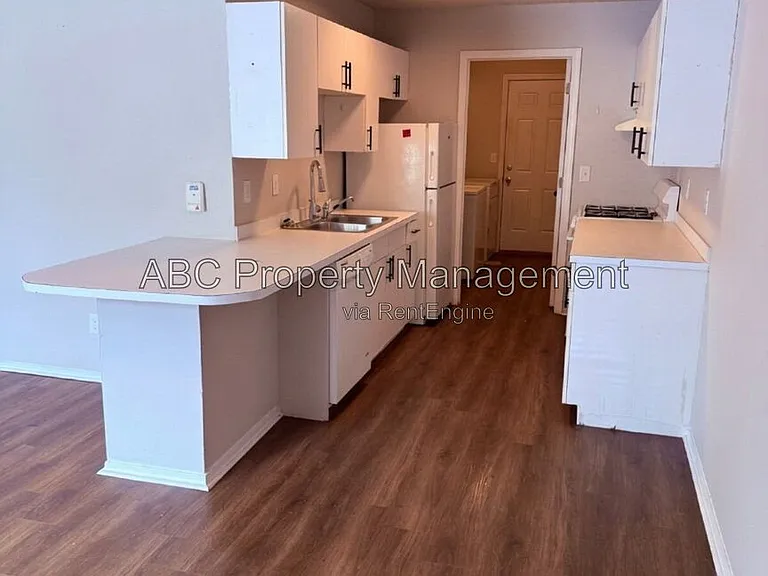 306 E Thurman St #2 — Photo 4
