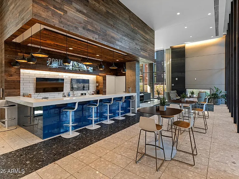 100 W Portland St #406 — Photo 3