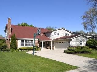 914 E Waverly Dr, Arlington Heights, IL
