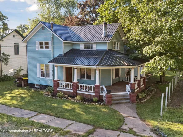 126 E Washington St, Maple Rapids, MI 48853