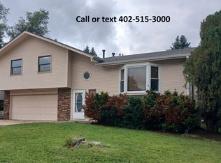 12818 Emiline St, Omaha, NE 68138
