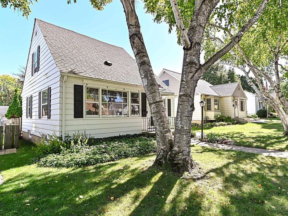 2nd image of 2762 N 82nd STREET