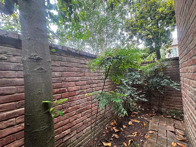 2323 Bering Dr #2 — Photo 42