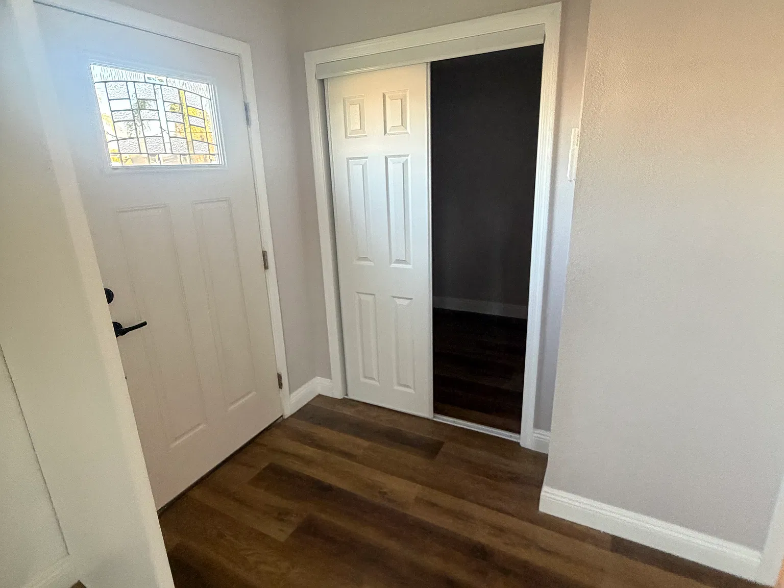 Studio, 700 sqft, $1,500 — Photo 3