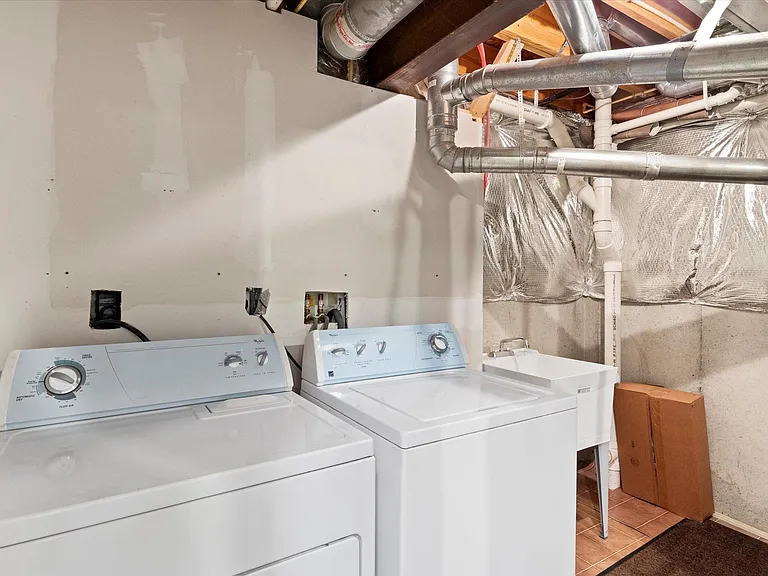 Basement Laundry Room