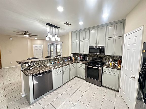 5th image of 1909 Port Honolulu Dr