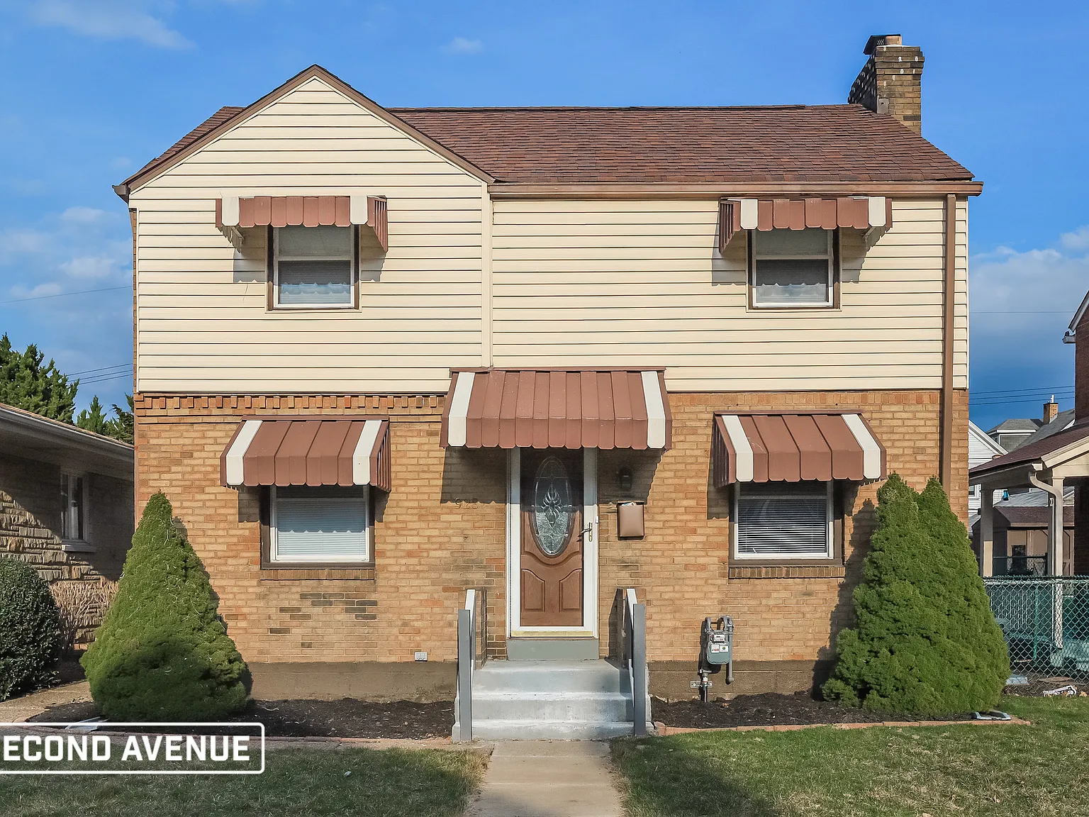 3 bed, 2.0 bath, 1277 sqft, $1,450 — Photo 1