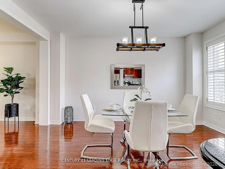 75 Kentview Cres — Photo 8