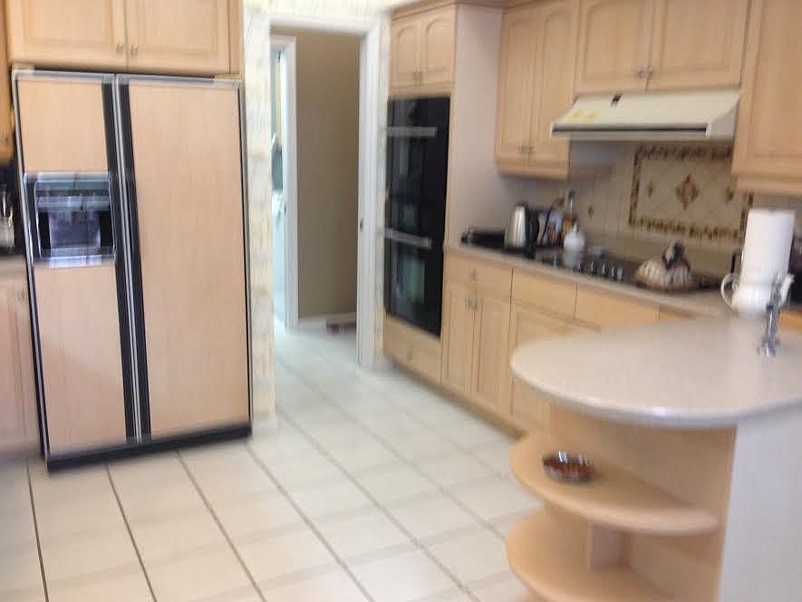1st image of 4580 Highland Oaks Cir