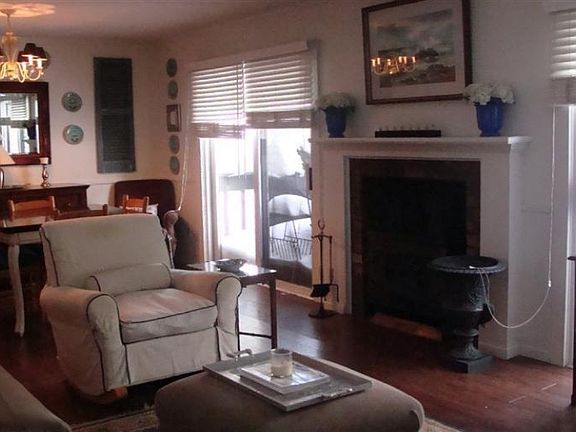 5th image of 8903 S Paulina Ave