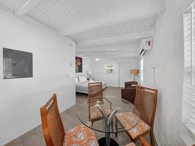 3000 Areca Ave #2 — Photo 8