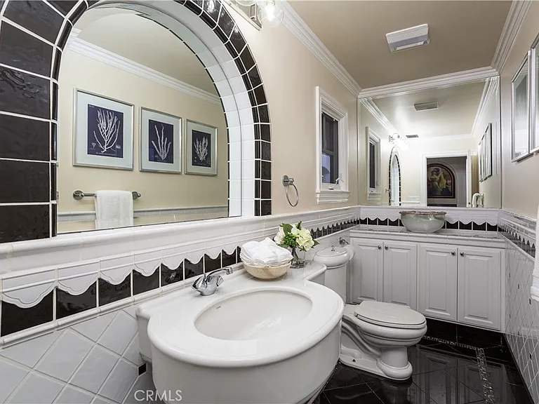 24352 Santa Clara Ave — Photo 50