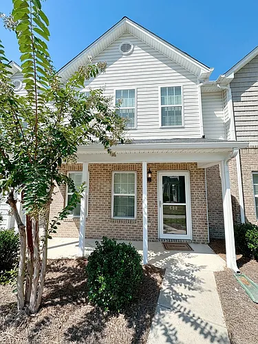 688 Cairn Cir Photo 1