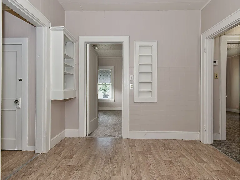 3814 Roberts St — Photo 10