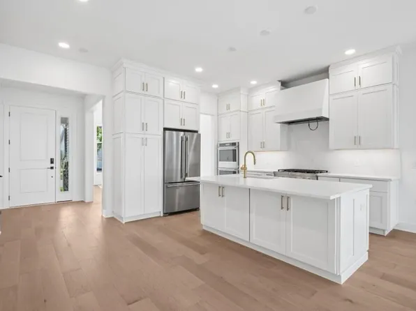 61 Kestrel Hts #56, Plymouth, MA 02360