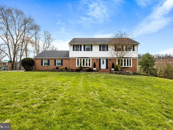 1221 Brook Hollow Rd, Towson, MD 21286