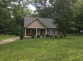 207 Riverside Ln, Falls Of Rough, KY 40119