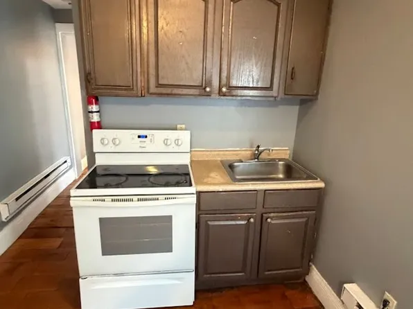 531 N 8th, 531 N 8th St #2-R, Reading, PA 19601
