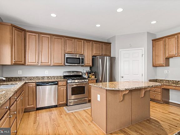 2nd image of 12630 Terranova Ln