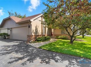 6718 5th Ave, Sylvania, OH 43560
