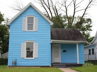 1142 Miner St, South Bend, IN 46617
