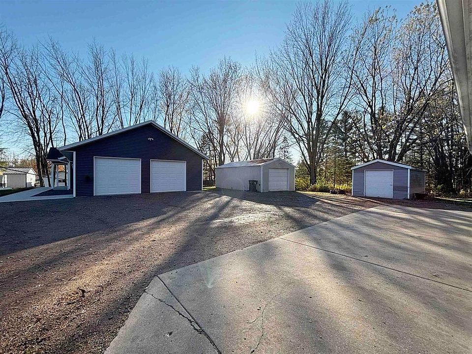 2nd image of 200202 Meadow Ave