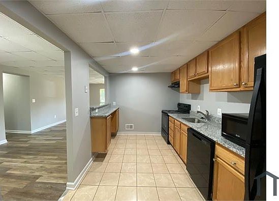 3rd image of 80 Shetland Cir